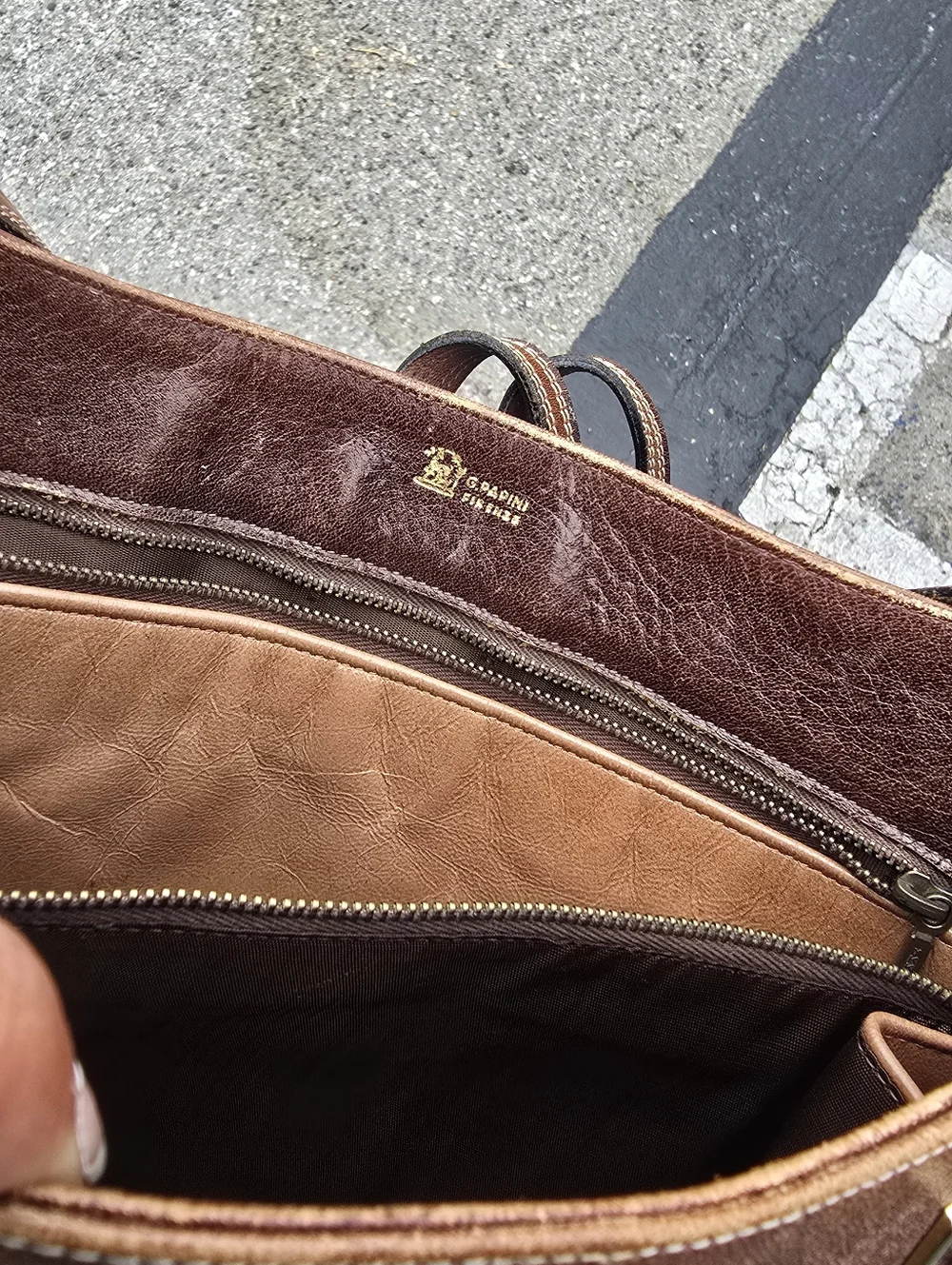 Brown Leather Men’s Shoulder Bag with Green and Red Stripe